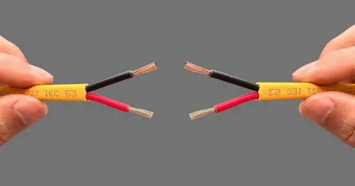 Licensed electrician installing electrical connections Auckland residential property